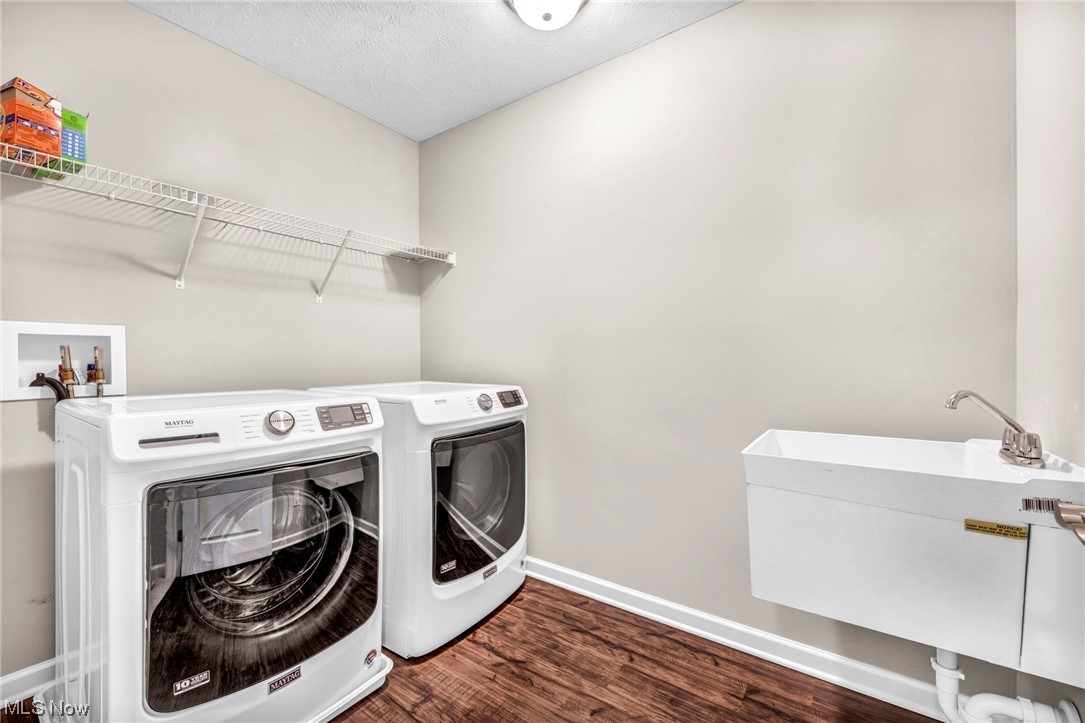 Village On Maple Sub N0 3 - Residential