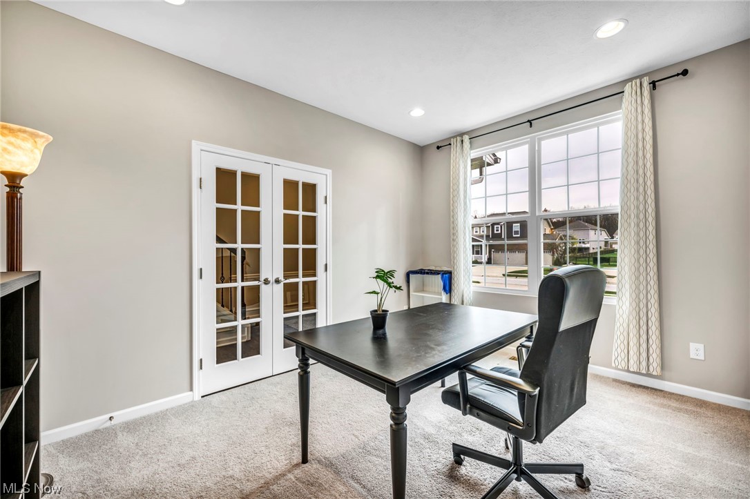 Village On Maple Sub N0 3 - Residential