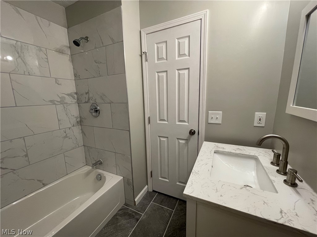 Beacon Hill Estates Ph I - Residential Lease