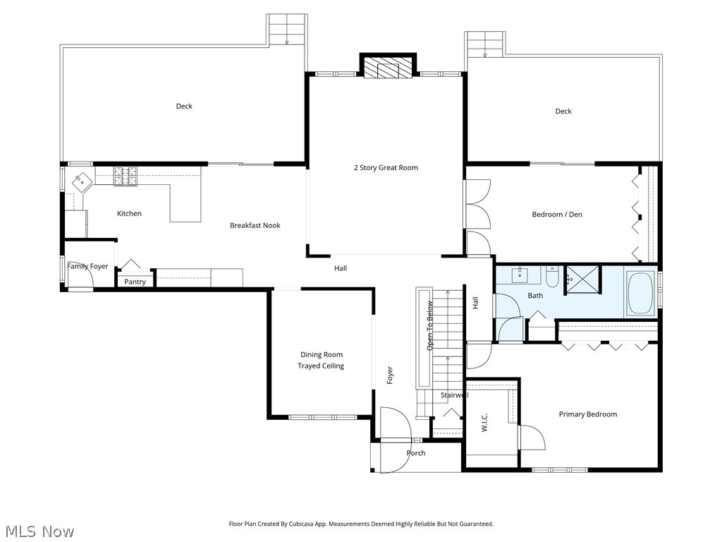 Main image without alt text