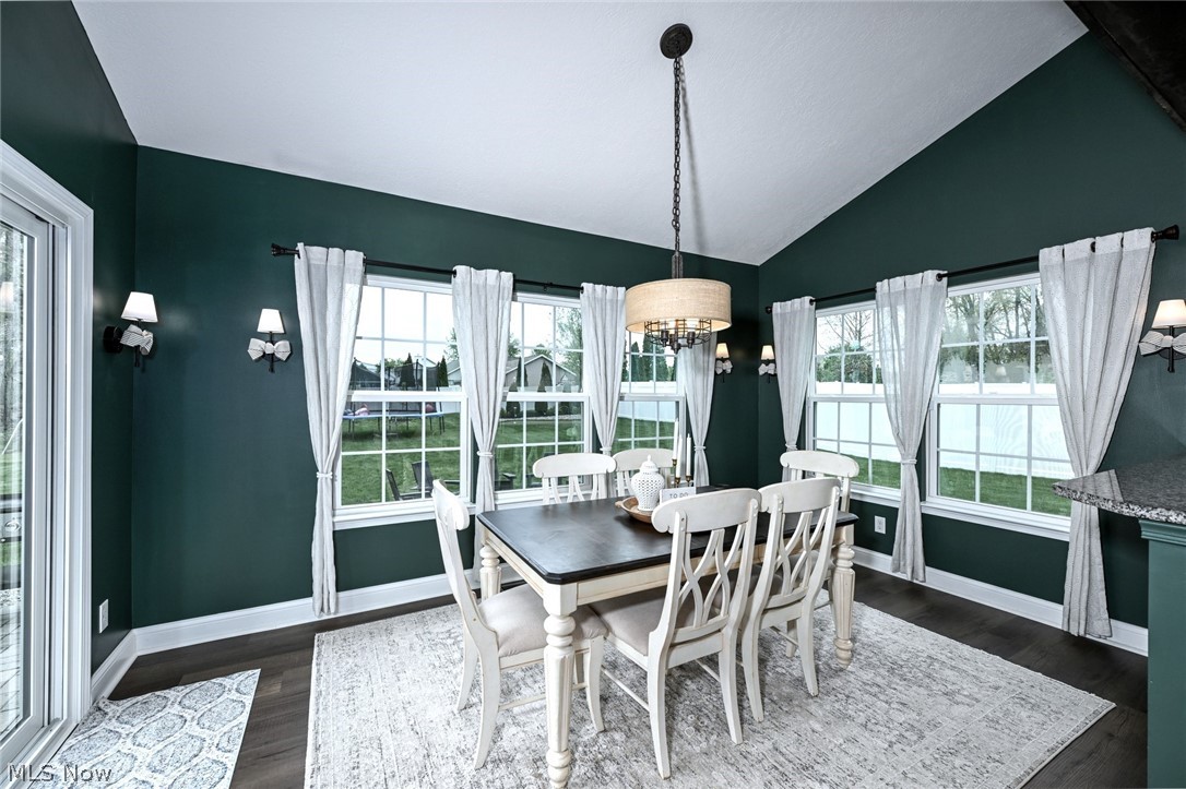 Lakes/Green #3 - Residential