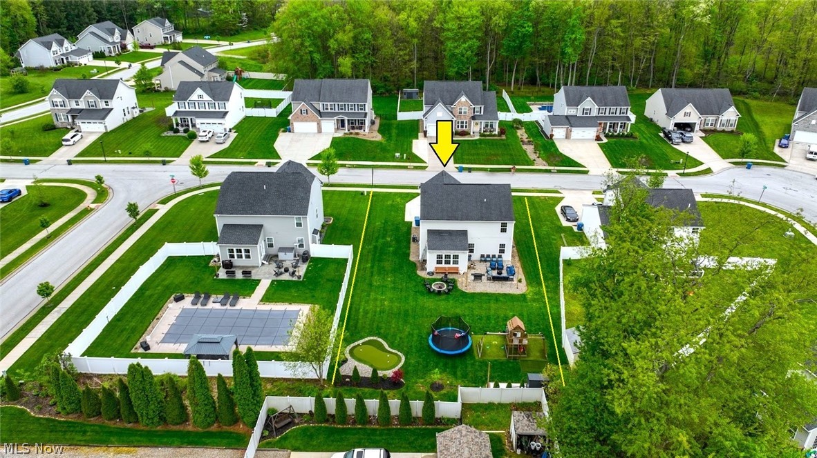 Lakes/Green #3 - Residential