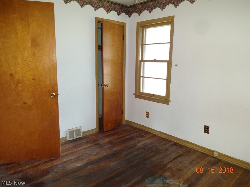 Riveredge - Residential