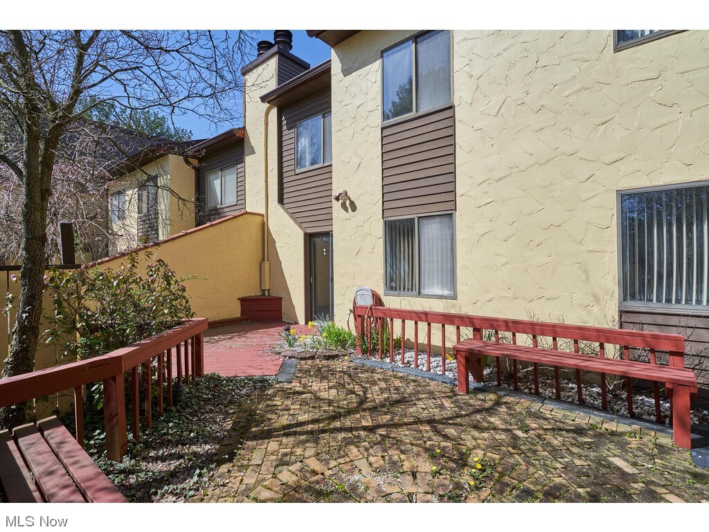 Hampton Woods - Residential Lease