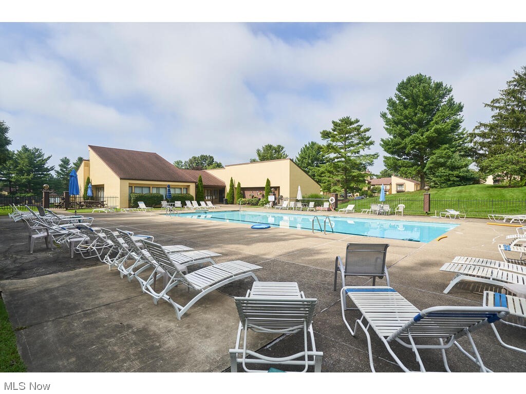 Hampton Woods - Residential Lease