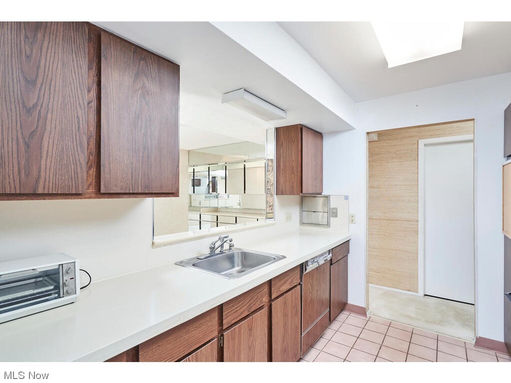 Hampton Woods - Residential Lease