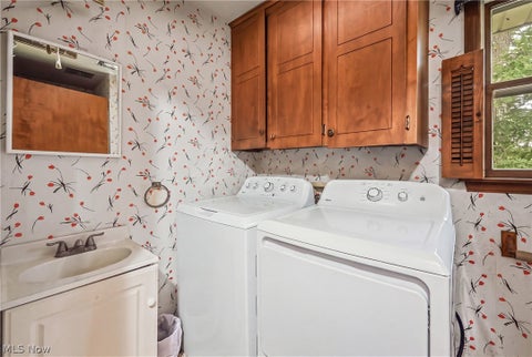 Tiny photo for 1187 Southridge Drive, Salem, OH 44460 (MLS # 5230780)