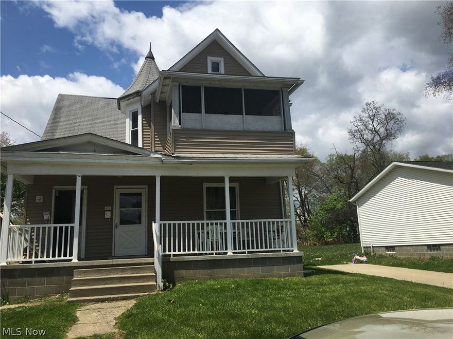 INVESTMENT OPPORTUNITY. This duplex has great features for a newer or experienced investor. Each unit has separately metered utilities. Each unit also has own furnace and hot water tank. Shared basement. Laundry is currently hooked up to unit 1315 utilities. 1315 is a first floor one bedroom unit with one bath and access to basement from unit. Unit 1315 is a two bedroom unit, one bath, and access to basement from exterior side door. The building has one driveway and street parking. There is backyard and slab patio. There will be a new roof installed when weather permits. (deposit has been paid). There has been several upgrades made to the building including structural, electrical, plumbing, and cosmetically. Unit 1313 was rented at 550 but is being left vacant for easier showings. Unit 1315 is occupied and will need a 48 hour notice to enter.