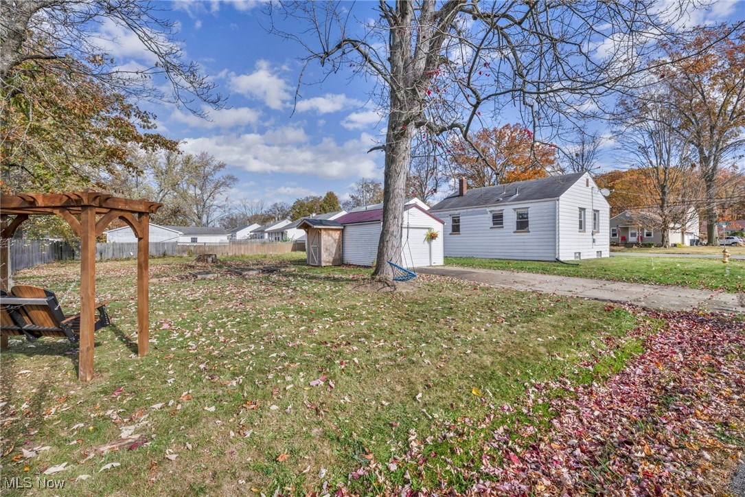 1907 Clermont Avenue, Warren, Ohio image 31