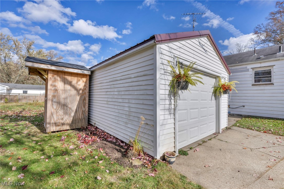 1907 Clermont Avenue, Warren, Ohio image 30