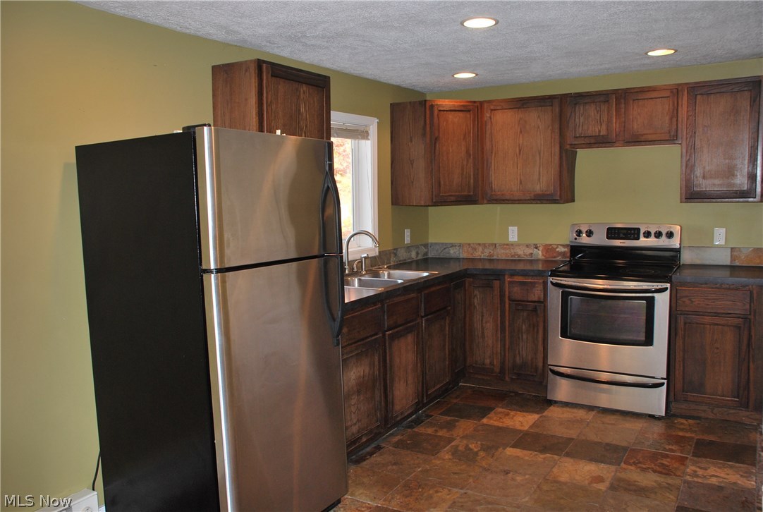 Stow - Residential Lease
