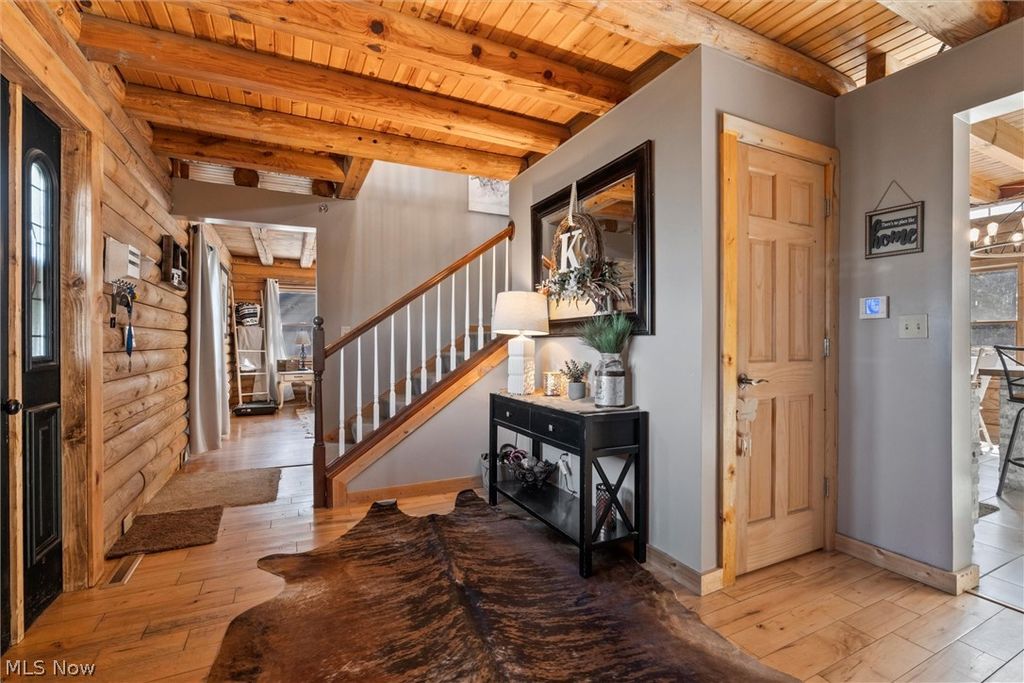 Photo of 4911 Miller Road, Lowellville, OH 44436 (MLS # 5206002)