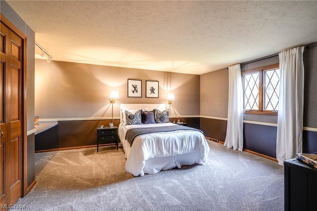 Highland Heights Woods 01 - Residential