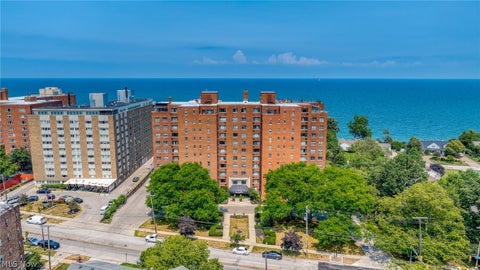 Condo For Sale - 11720 Edgewater Drive<br/> Lakewood, OH 44107