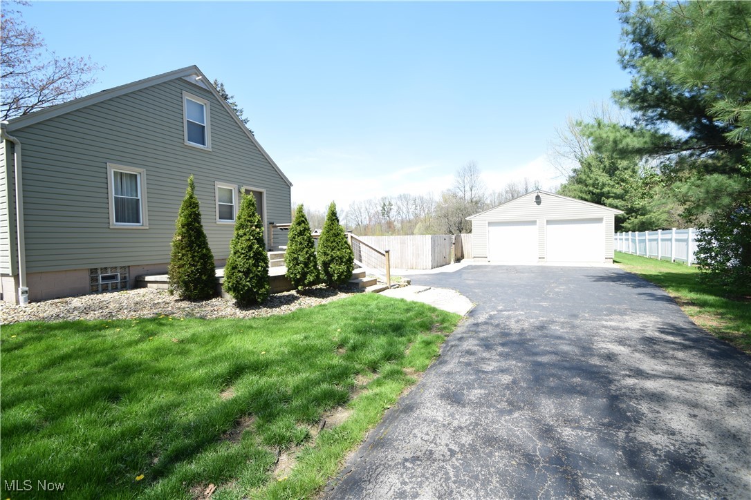 2623 Wilson Sharpsville Road, Cortland, Ohio image 2