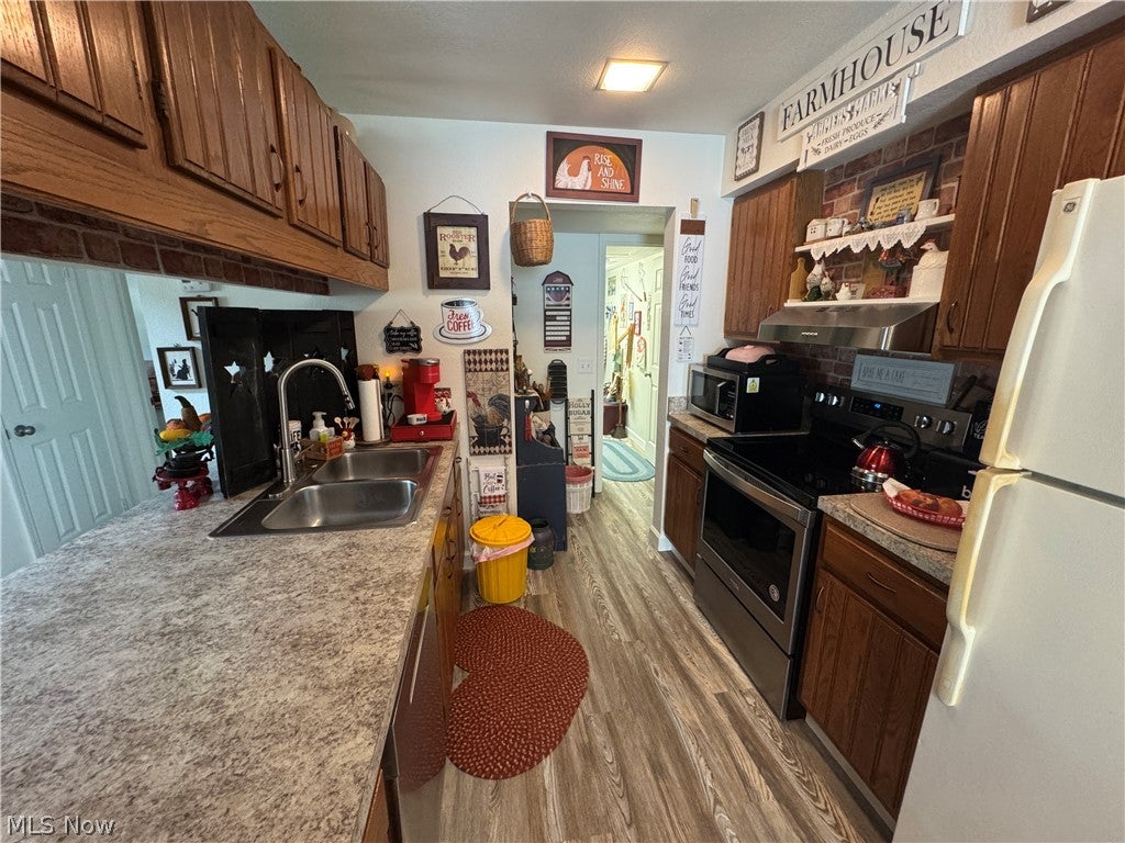 8080 Harbor Creek Drive 403