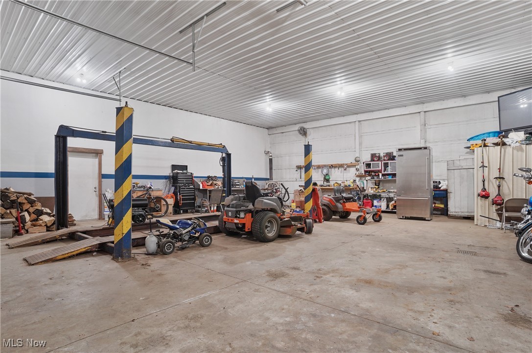 2040 Swartz Road, Mogadore, Ohio image 33