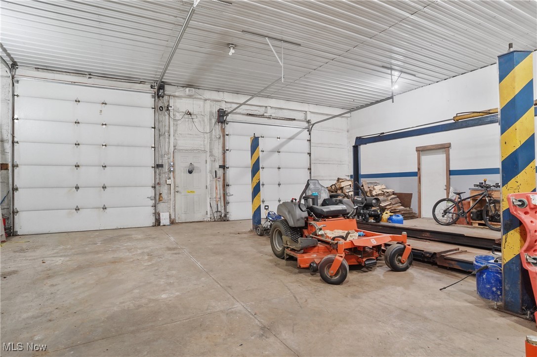 2040 Swartz Road, Mogadore, Ohio image 32