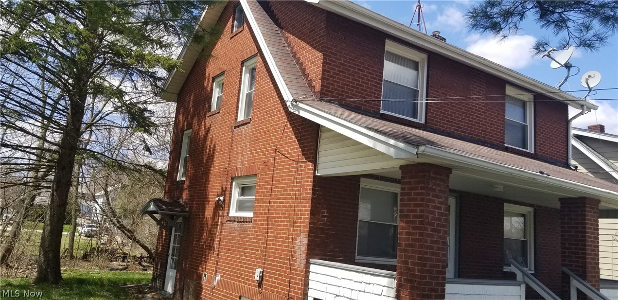 City/Youngstown - Residential Lease