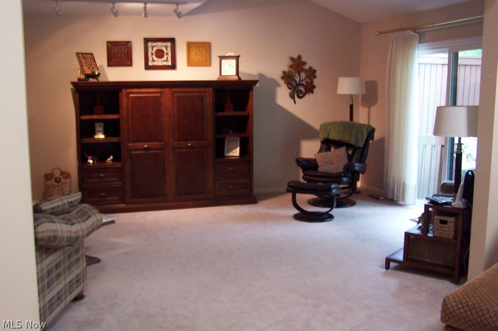 North Pointe Condo - Residential