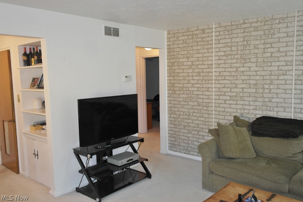 S L Gage Realty Companys Mayf - Residential