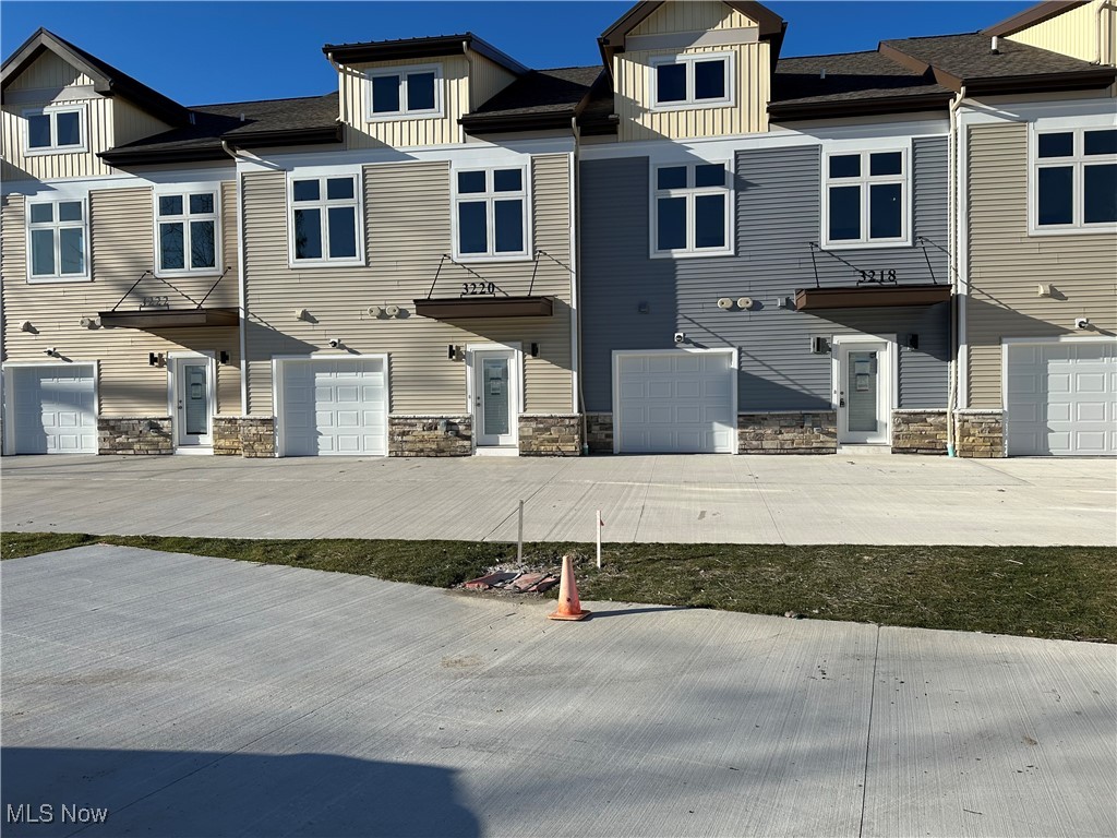 Van Aken Mews - Residential