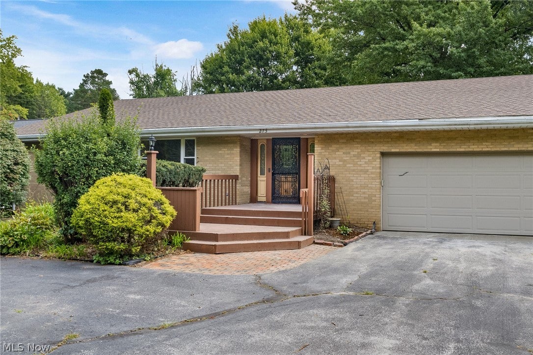 275 N Revere Road