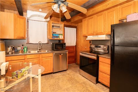 Tiny photo for 94 Avalon Drive, Bedford, OH 44146 (MLS # 5210059)