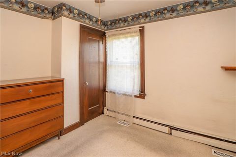 Tiny photo for 94 Avalon Drive, Bedford, OH 44146 (MLS # 5210059)