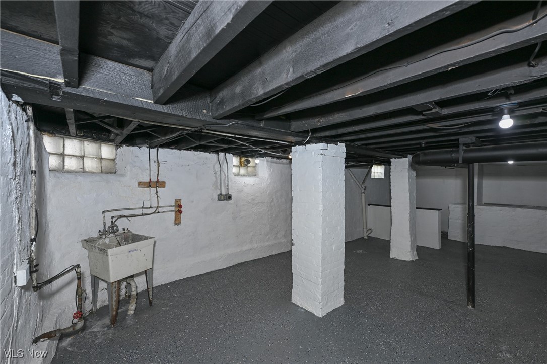 3671 E 57th Street, Cleveland, Ohio image 29