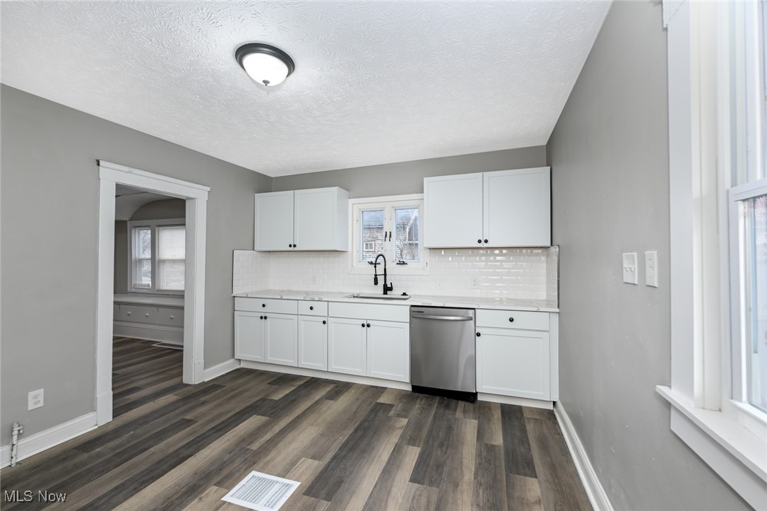 3671 E 57th Street, Cleveland, Ohio image 12