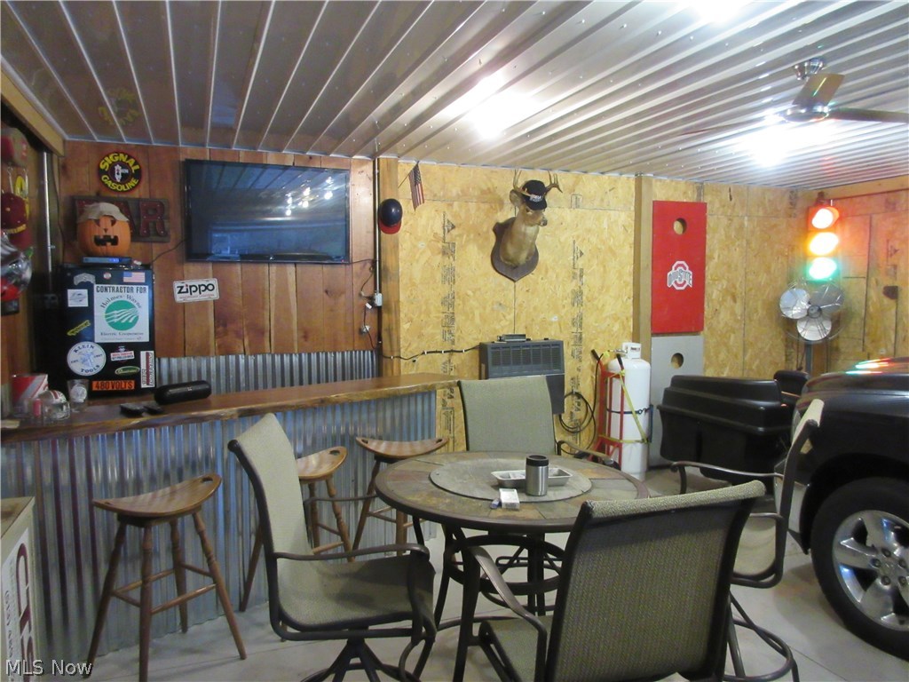 Victor S Renners 01 - Residential