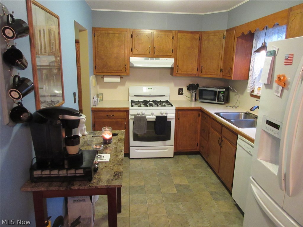 Victor S Renners 01 - Residential