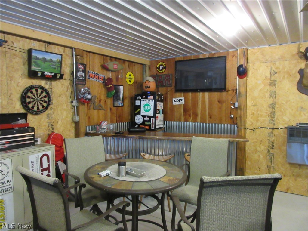 Victor S Renners 01 - Residential