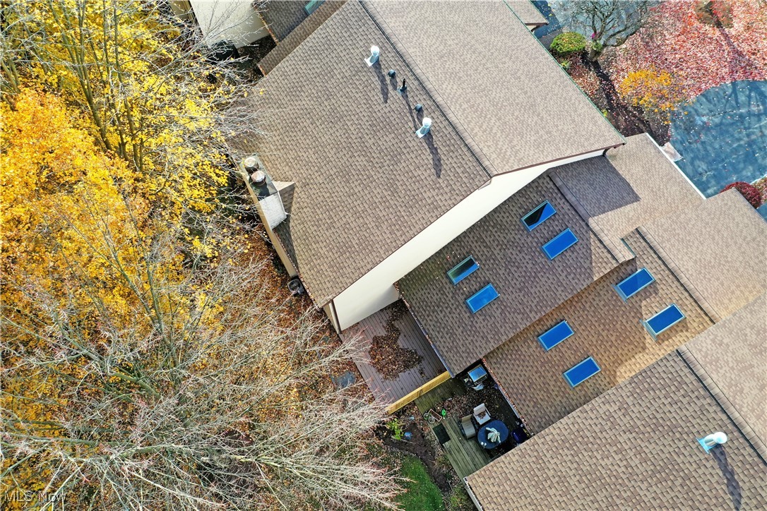 Gemwood Condo - Residential