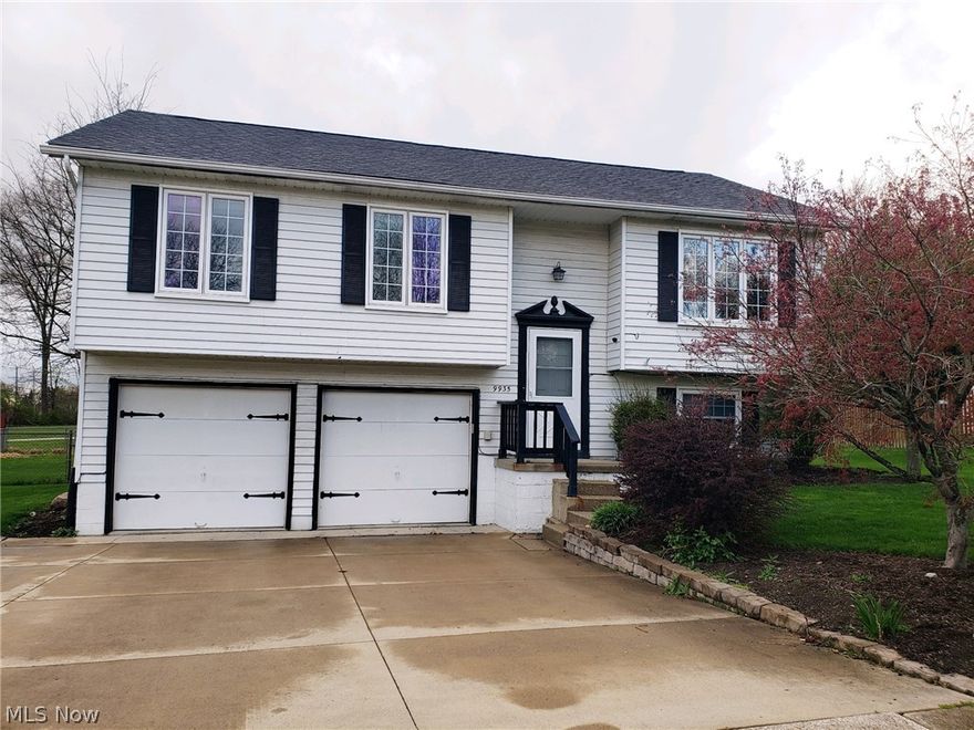 Welcome to this fabulous home located in Streetsboro. Updated in the past two years with amazing features. An open concept main floor living area with luxury vinyl in the kitchen and dining area. Kitchen updated with modern custom cabinets with easy close doors. Beautiful stone backsplash, stainless steel appliances, and granite countertops. Full bathroom updated with tile floors, new sink, and custom cabinets. The lower level features an updated 1/2 bath and laundry room with plenty of storage space. The lower level family room can be used for recreation or an exercise room. 
Enjoy a relaxing evening on the covered deck that overlooks a fenced in back yard. 
The back yard has a 12X15 shed for additional storage.  The 2 car garage has a generator hookup. Close to dining, shopping, and entertainment yet tucked away on a quiet street. Roof 11/2020, A/C 6/2020
Security camera's do not stay.