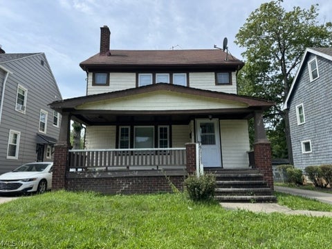 Homes For Sale - 990 Pembrook Road<br/> Cleveland Heights, OH 44121