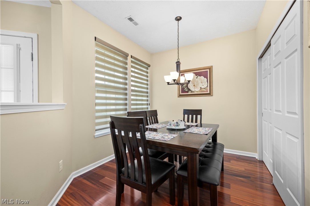 9099 Vernon Hill