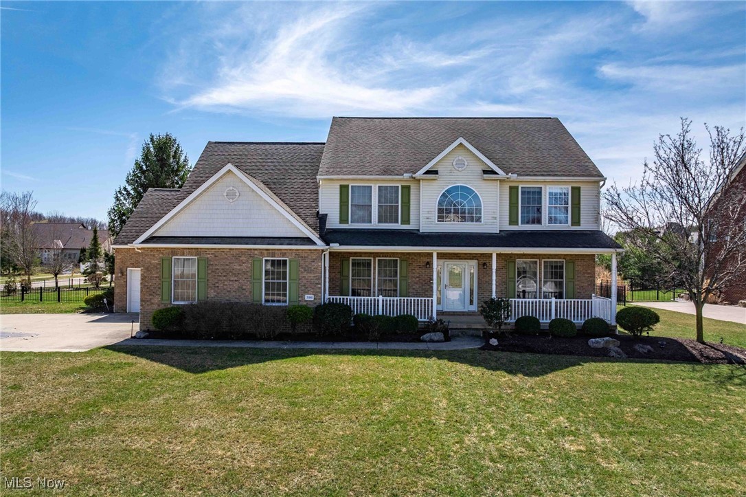 31905 Fieldstone Circle, Avon Lake, Ohio image 1