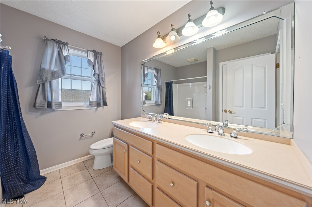 31905 Fieldstone Circle, Avon Lake, Ohio image 37