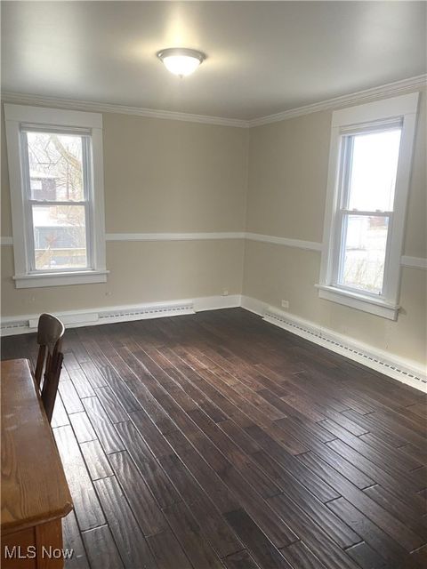 Tiny photo for 207 East North Avenue, East Palestine, OH 44413 (MLS # 5180749)