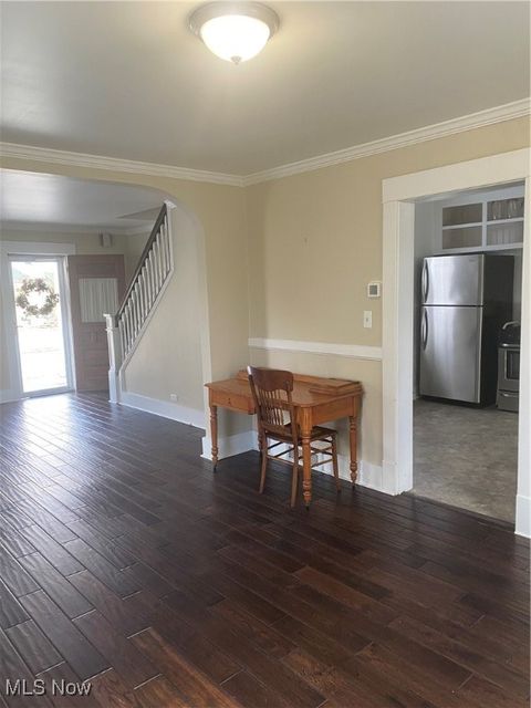 Tiny photo for 207 East North Avenue, East Palestine, OH 44413 (MLS # 5180749)