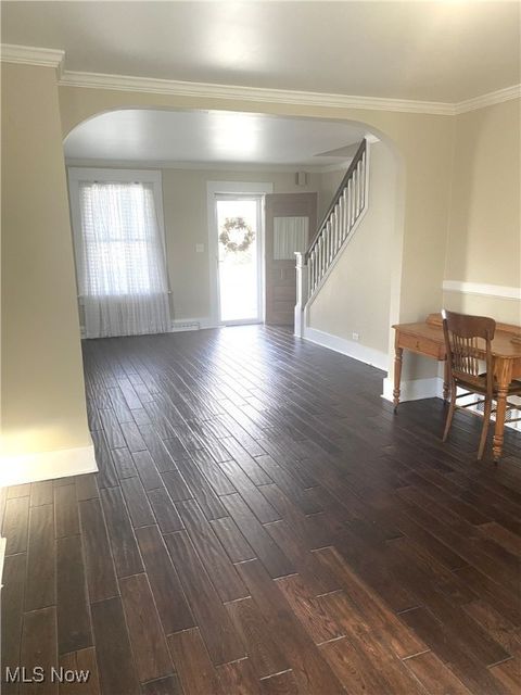 Tiny photo for 207 East North Avenue, East Palestine, OH 44413 (MLS # 5180749)