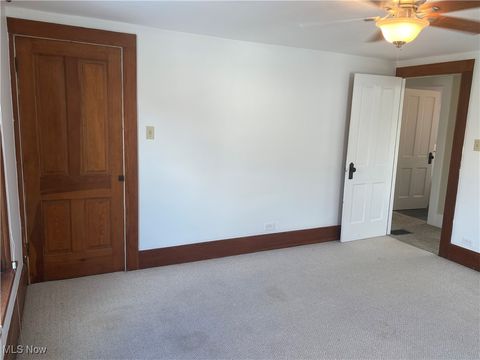 Tiny photo for 207 East North Avenue, East Palestine, OH 44413 (MLS # 5180749)