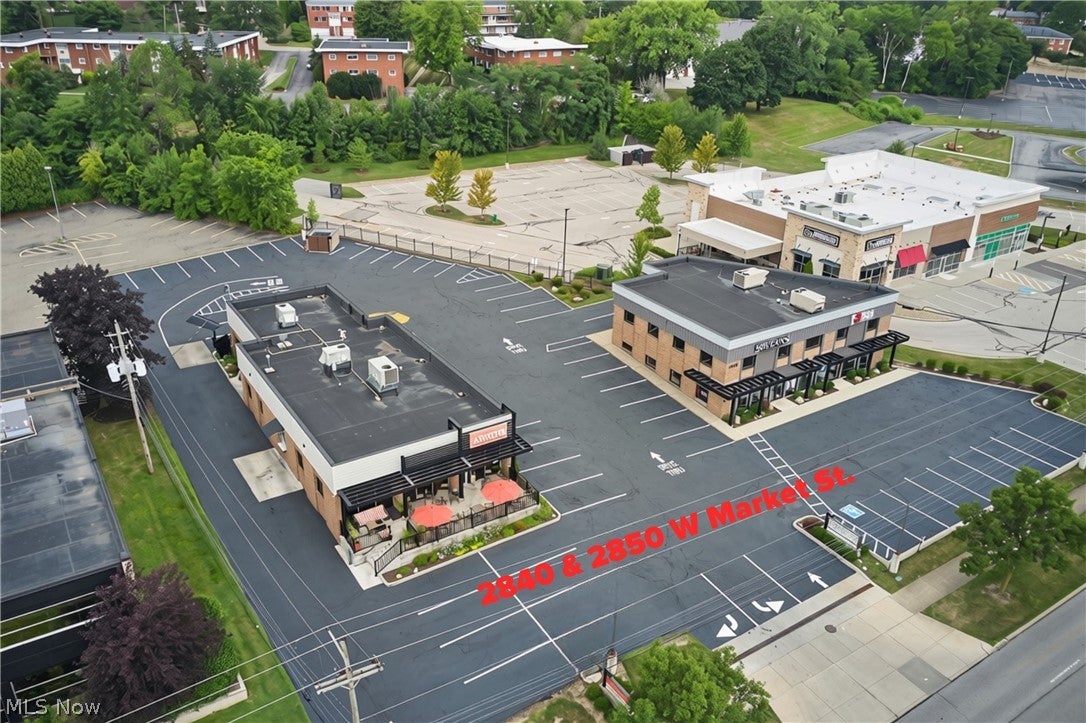 2840 W Market St, Fairlawn, OH 44333