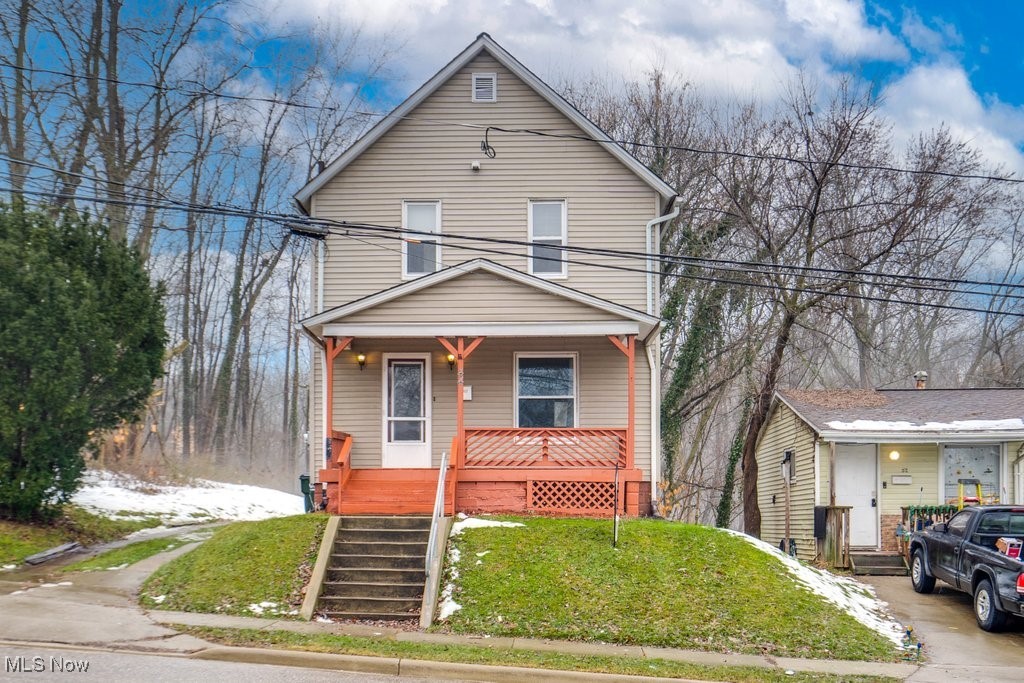 44 31st Street, Barberton, Ohio image 1