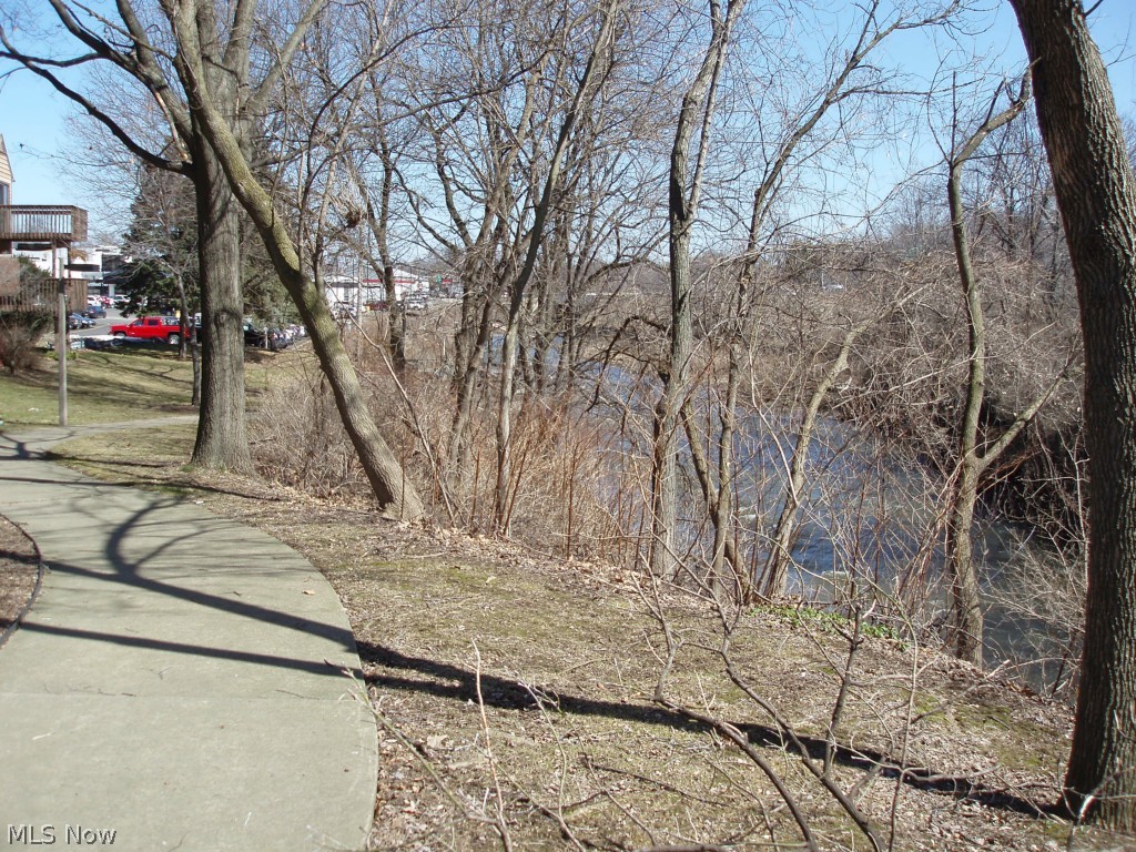 Ledgewater Falls Condo - Residential