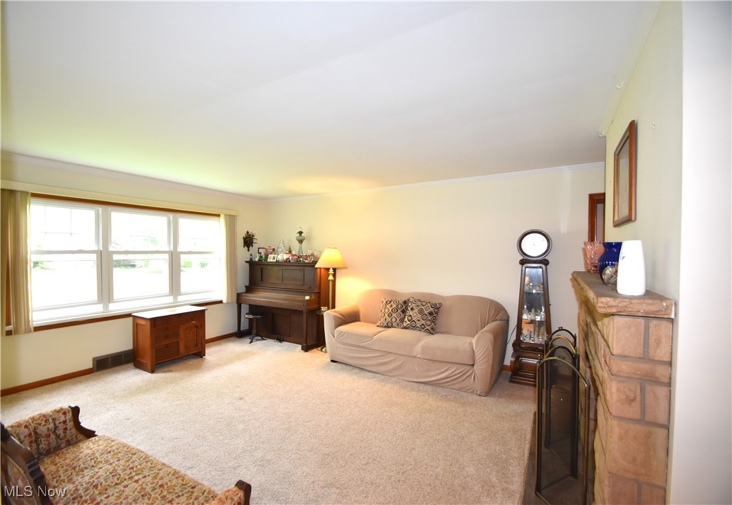 65 Winona Avenue, Canfield, Ohio image 2