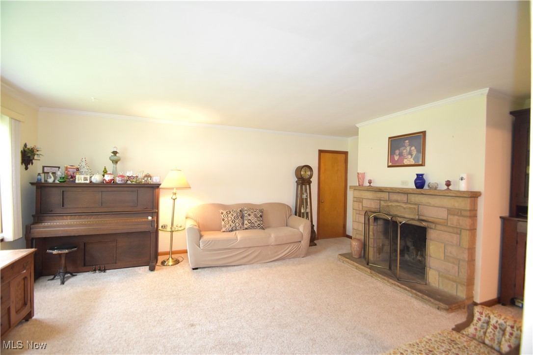 65 Winona Avenue, Canfield, Ohio image 4