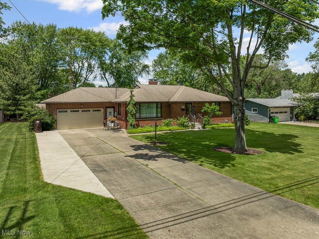 1033 Briarcliff Avenue, Alliance, Ohio image 39